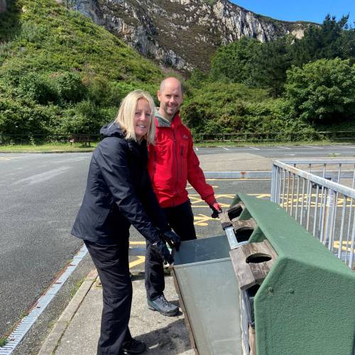 Staff Canolfan Technoleg Bwyd