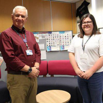 Darlithwyr Coleg Llandrillo, David Duller a Bethan Ronan