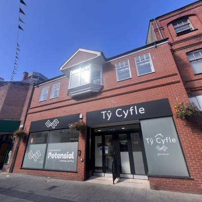 Tŷ Cyfle, Bangor